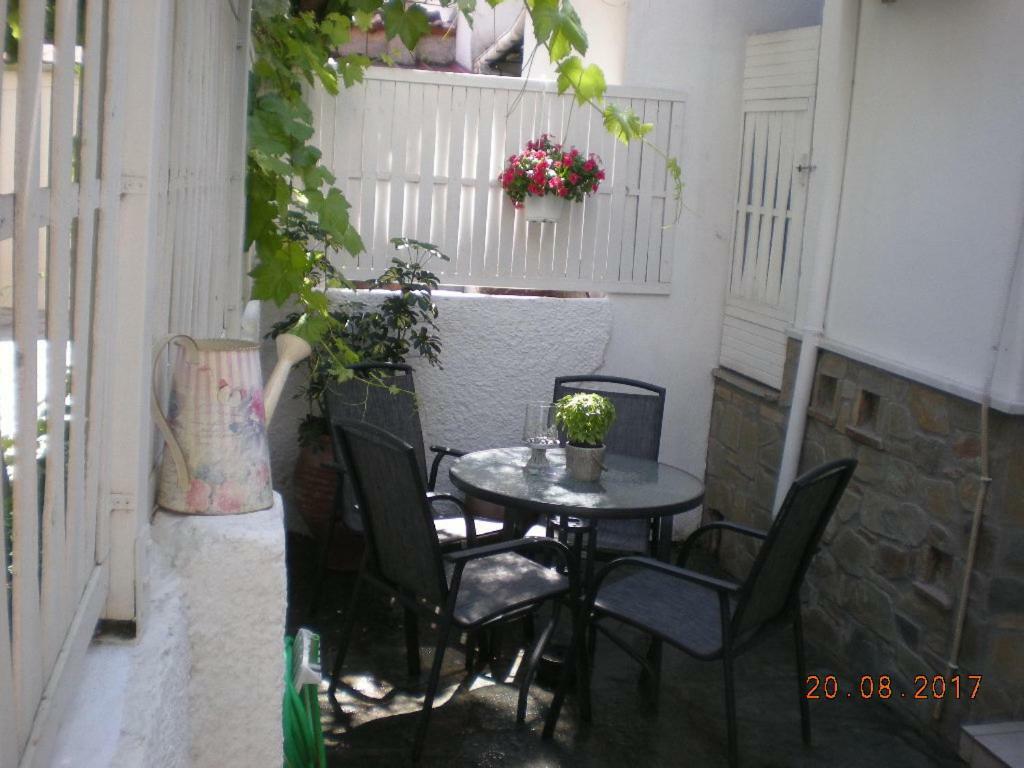 Aristi'S House Apartment Volos Exterior photo